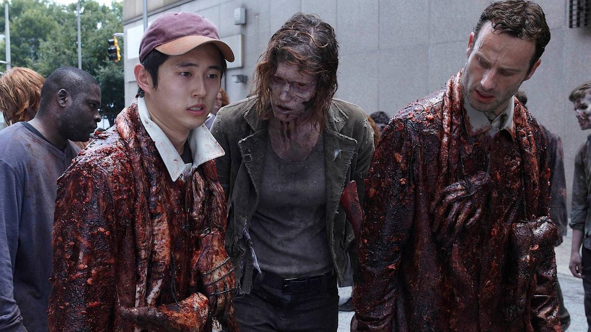 After 16 Years, The Walking Dead Proves The 'Zombie Guts' Trick Was Always Unnecessary