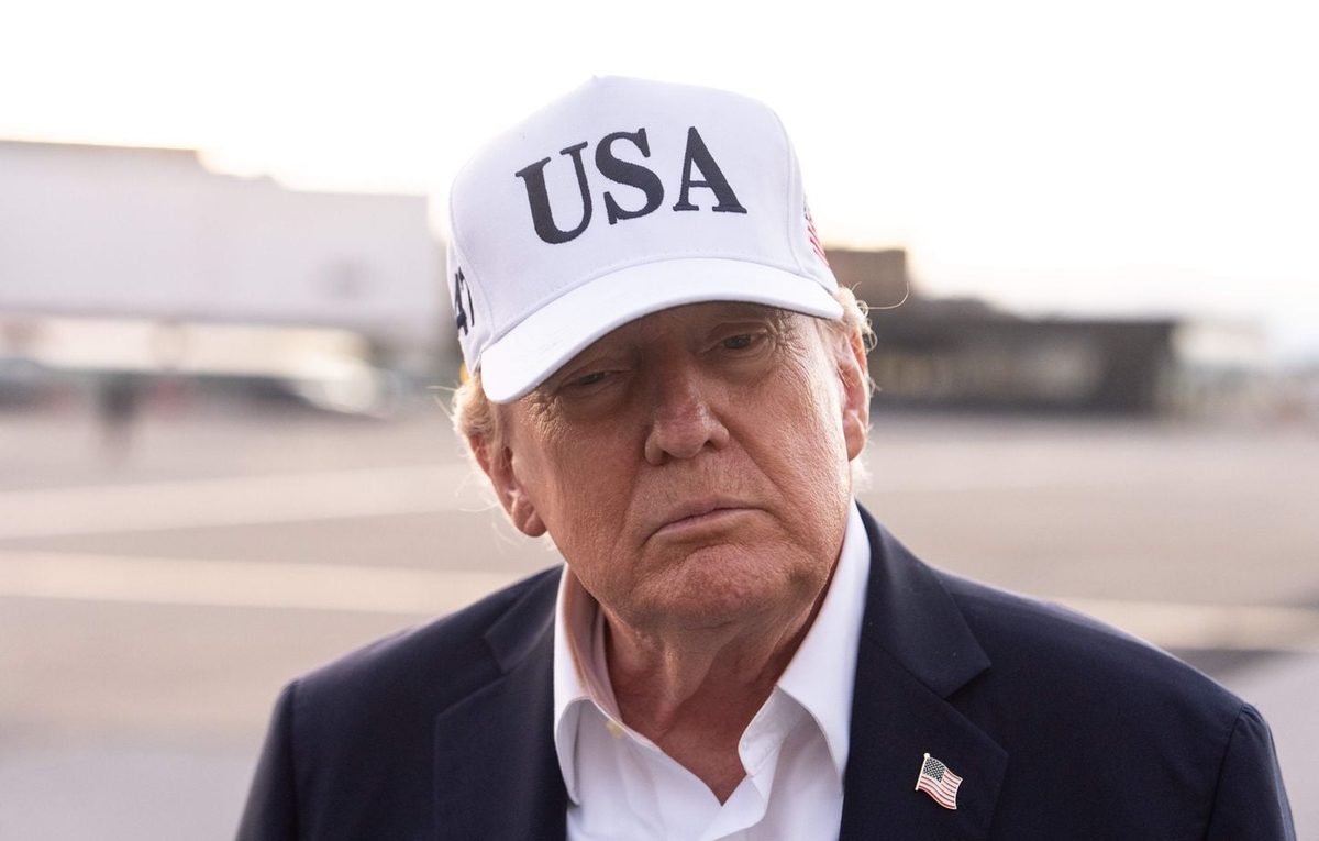 A contre-courant, Trump fustige une « conspiration malsaine » contre l’IA, et vante son QI « élevé »