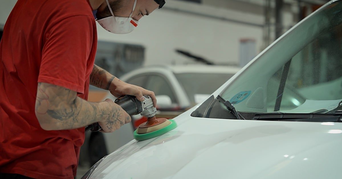 Llevar el coche al taller: costes disparados y sin citas
