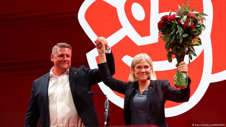 Schweden: Regierungsblock und Opposition beinahe gleichauf