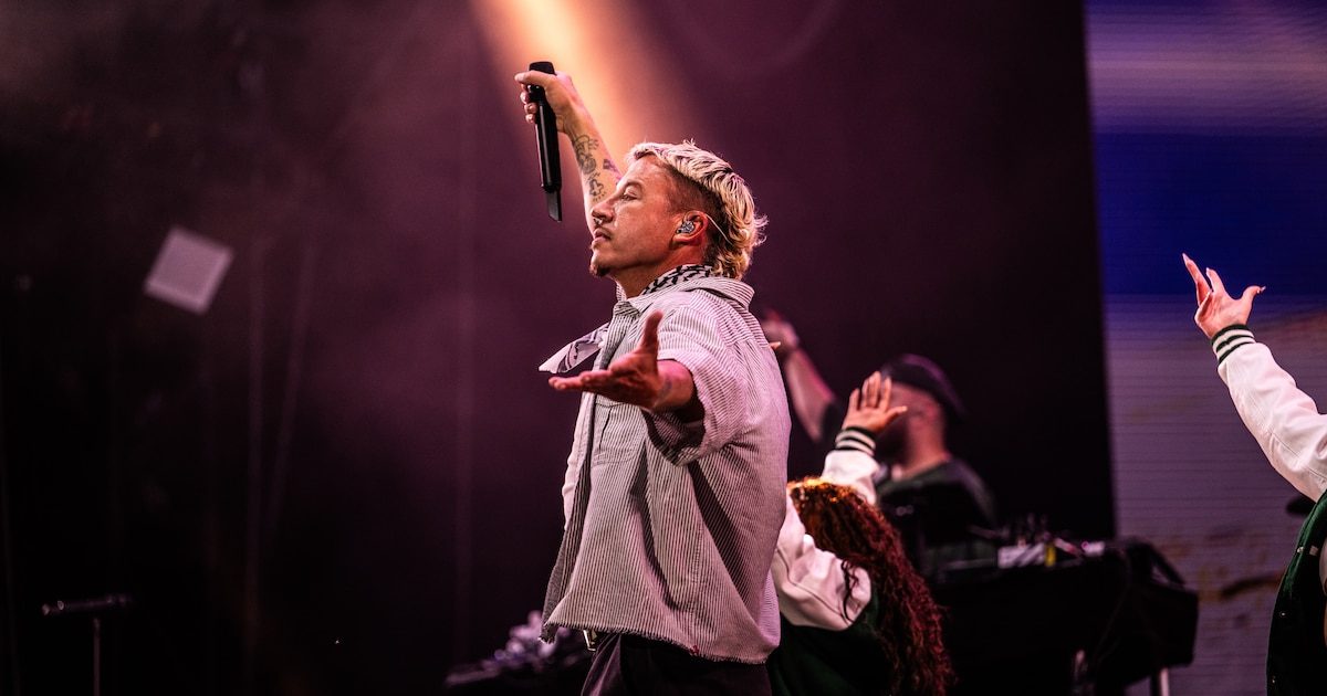 Macklemore écarté d'une tournée d'Ed Sheeran: "Si ces paroles m'ont coûté la scène tout en ramenant le débat, alors c'e…
