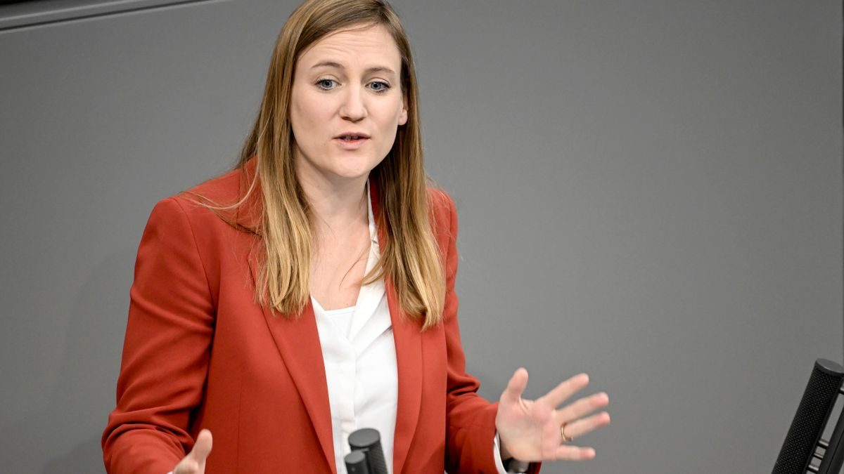 Elterngeld-Kürzungen: Nächster Reformzoff – SPD-Frauen wollen Familienstartzeit einführen