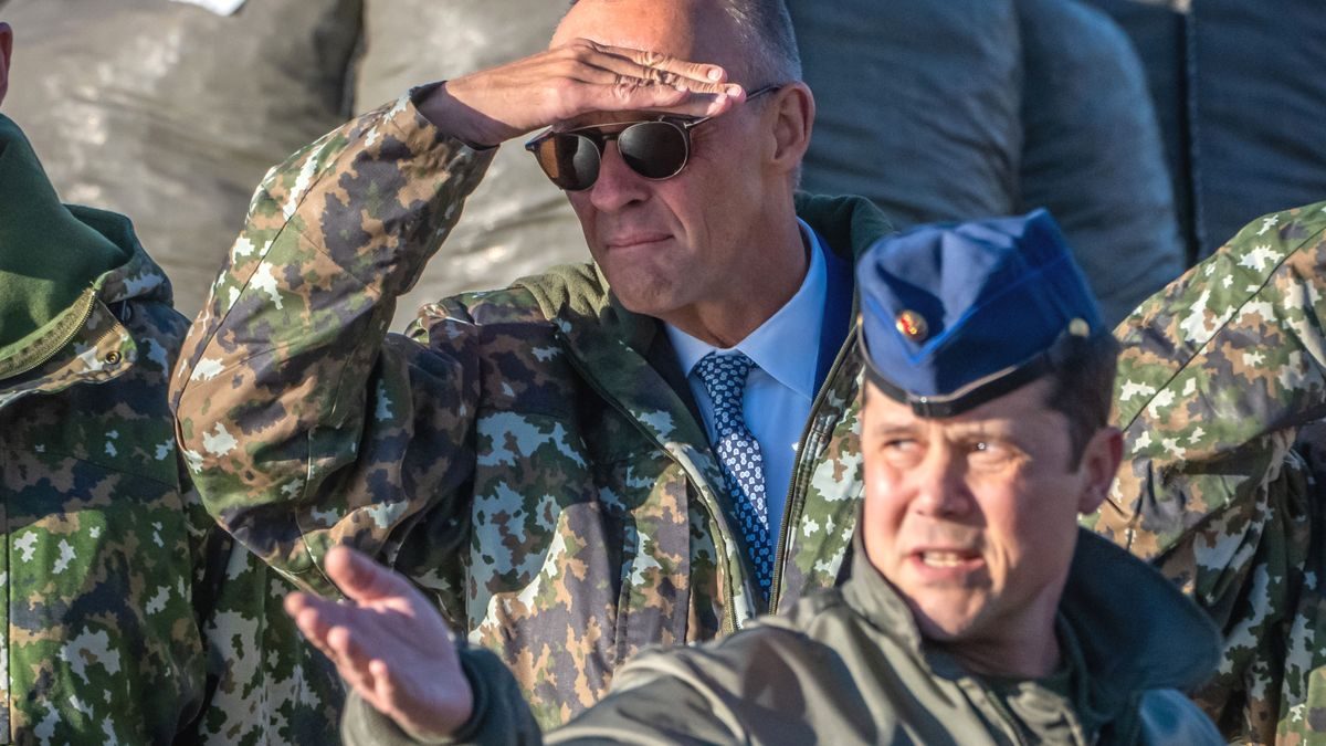 Friedrich Merz in der Krise: Selbst am Polarkreis kämpft der Kanzler um sein Amt