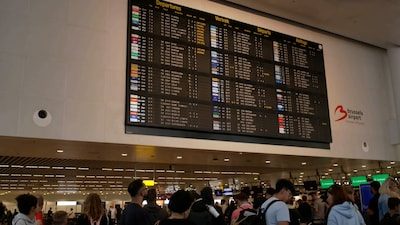 “Elke luchthaven overschrijdt zijn klimaatbudget”: groeiambities Europese luchthavens ondermijnen klimaatdoelen, waarsc…