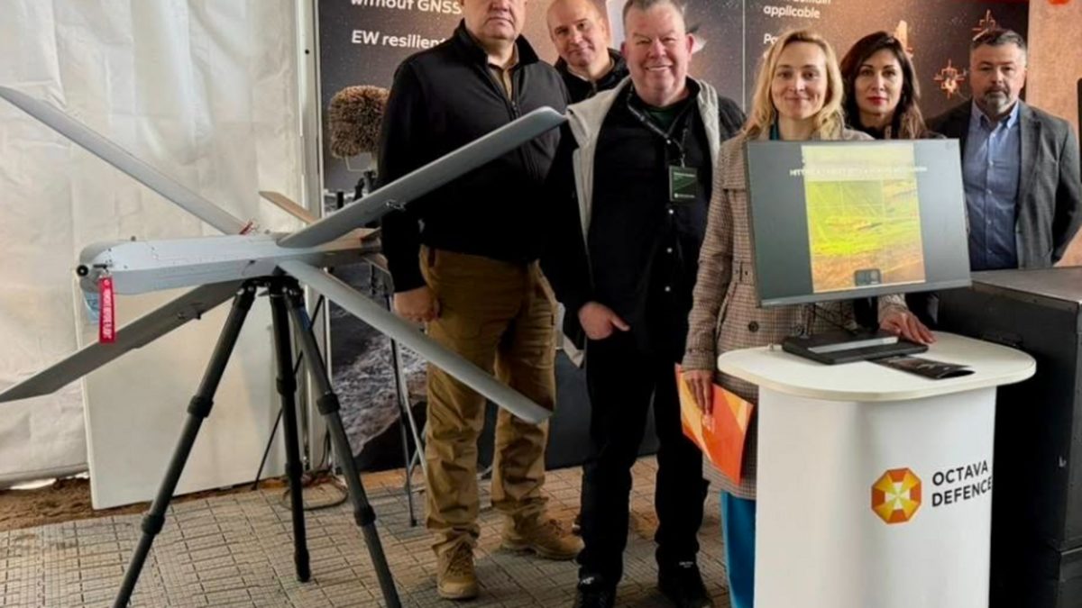 Guerre en Ukraine : Kiev présente le « Flycat SL », un nouveau drone de combat pensé pour frapper loin derrière les lig…