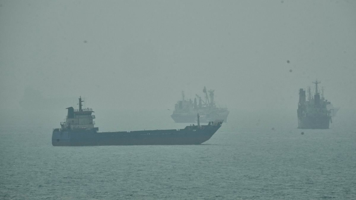 Angeblich auf Seemine gefahren : Iran spricht von Tanker-Explosion - USA dementieren
