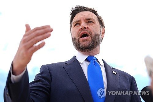 美부통령 "AI 업계의 규제강화 요청, 트로이 목마 같아"
