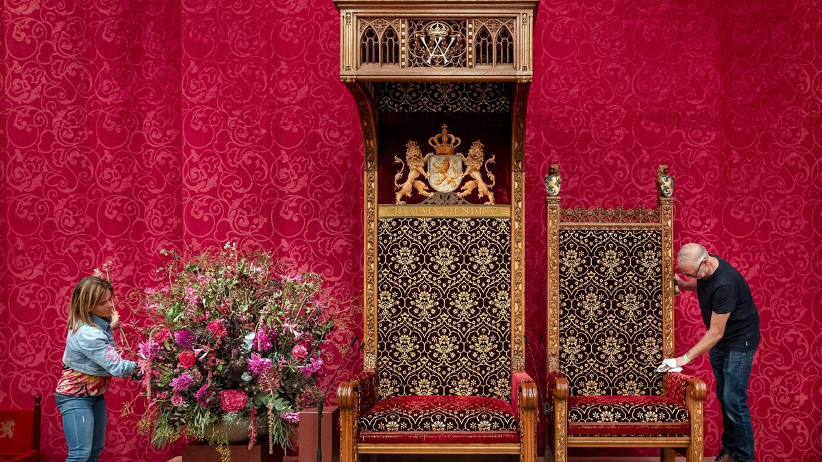 LIVE | Prinsjesdag aangebroken: Den Haag maakt zich op voor koninklijke rijtoer