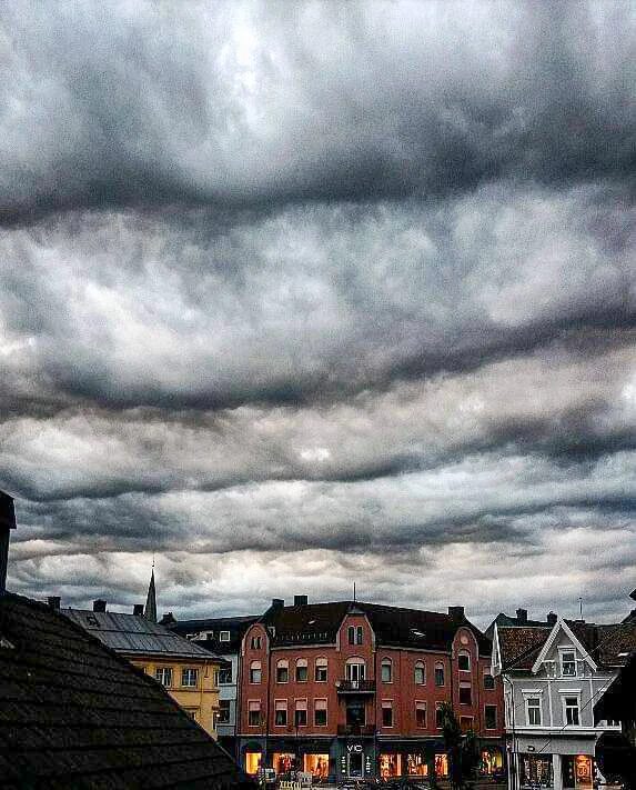 When nature decides to get dramatic