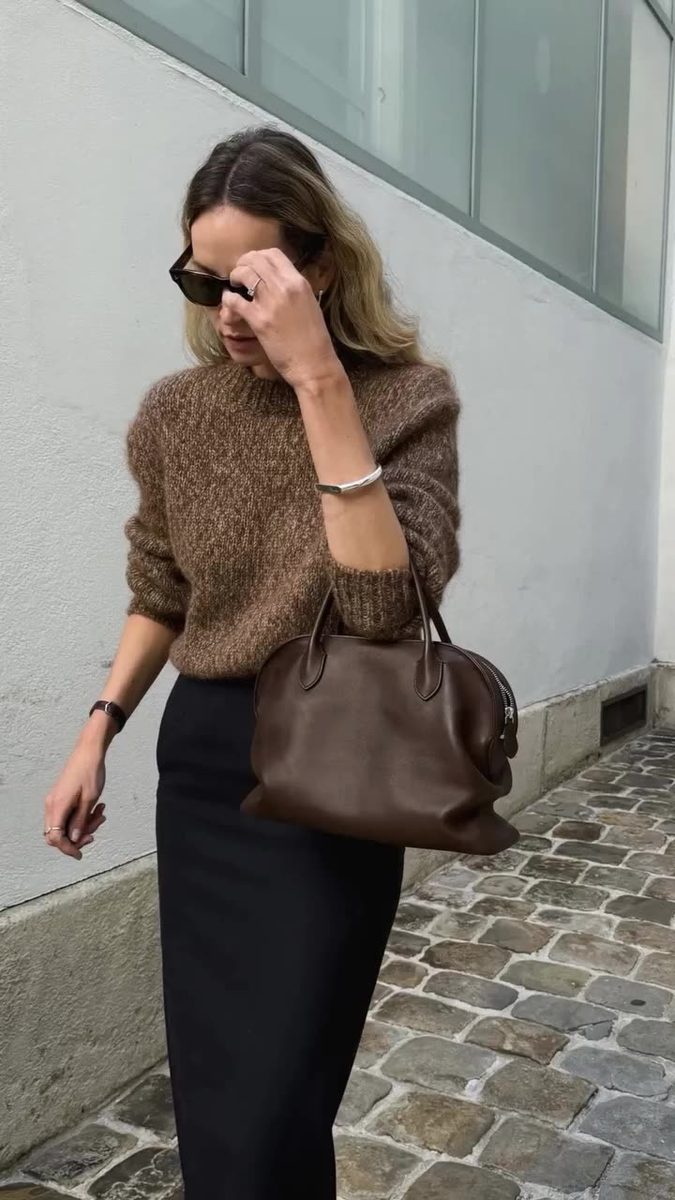 Just casually feeding my bag obsession one Pinterest save at a time. Which bag is on your radar? #therowbags #fashionmo…