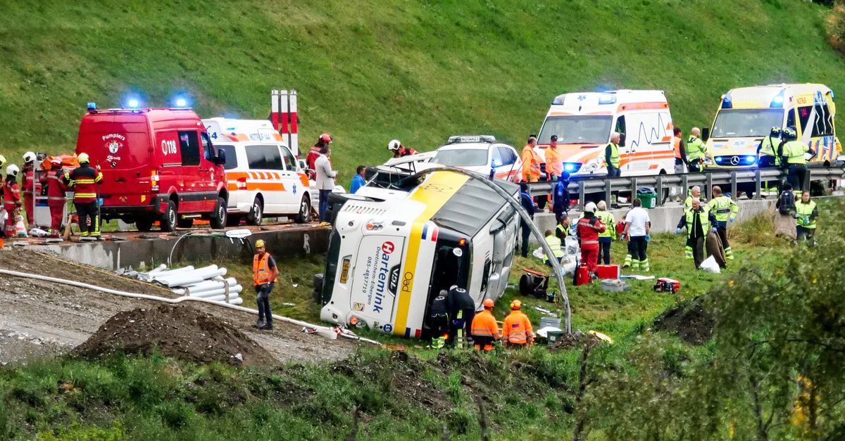 Meerdere doden bij ongeluk met Nederlandse reisbus in Zwitserland