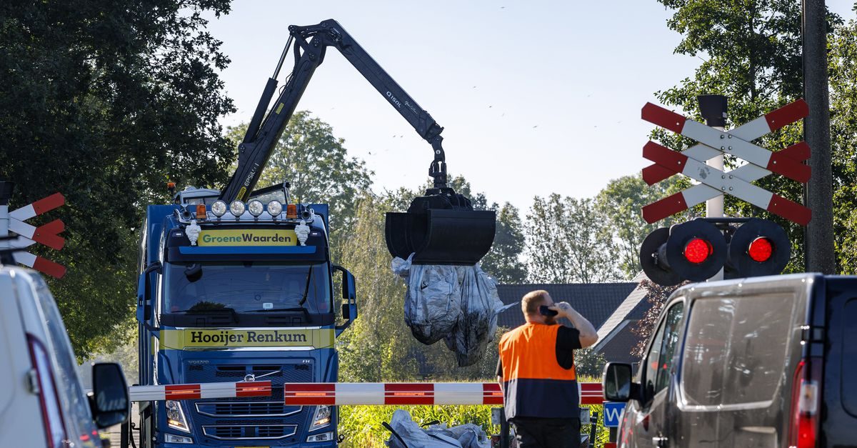 Landelijke politie start onderzoek naar ontregeld treinverkeer, ook AIVD betrokken