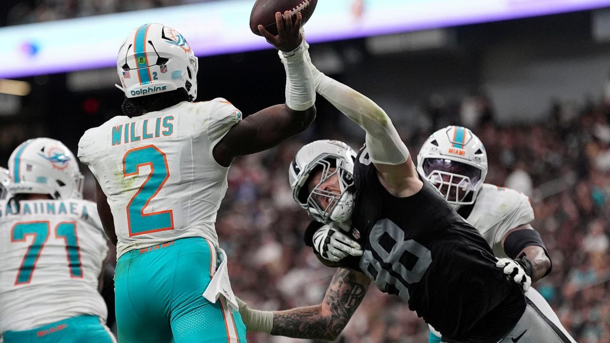 For young Dolphins and first-year coach, shaky opener is part of the rebuilding process