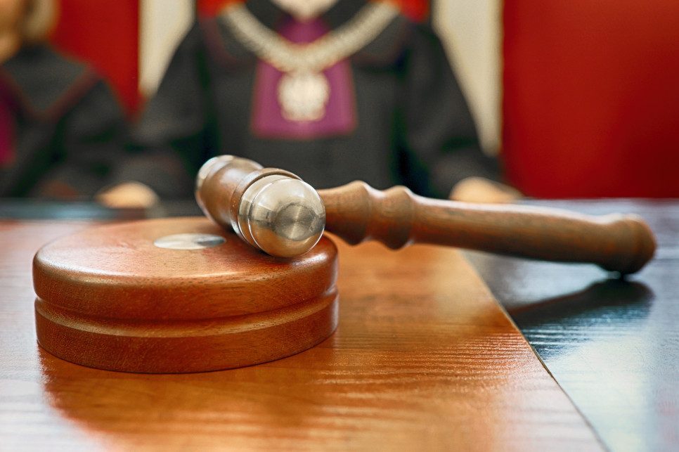 Dożywocie dla Błażeja K., który wysłał wybuchową paczkę byłej partnerce. Sąd zaostrzył wyrok