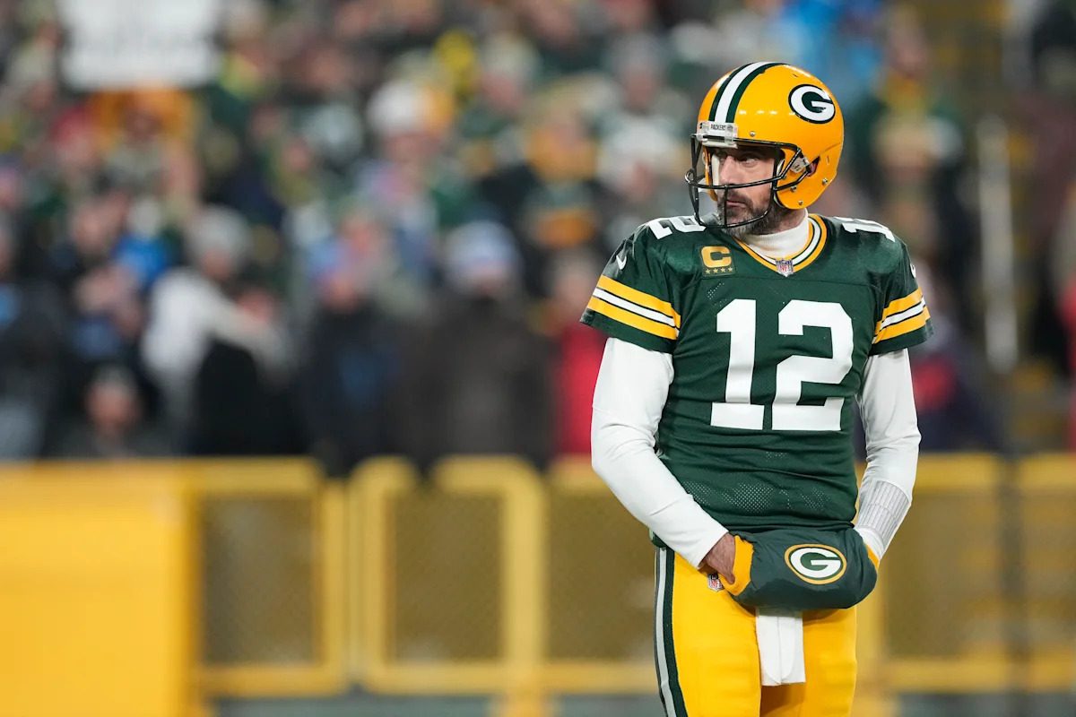 Aaron Rodgers can't guarantee post-retirement return to Green Bay, hints at lingering tension with 'certain people in t…