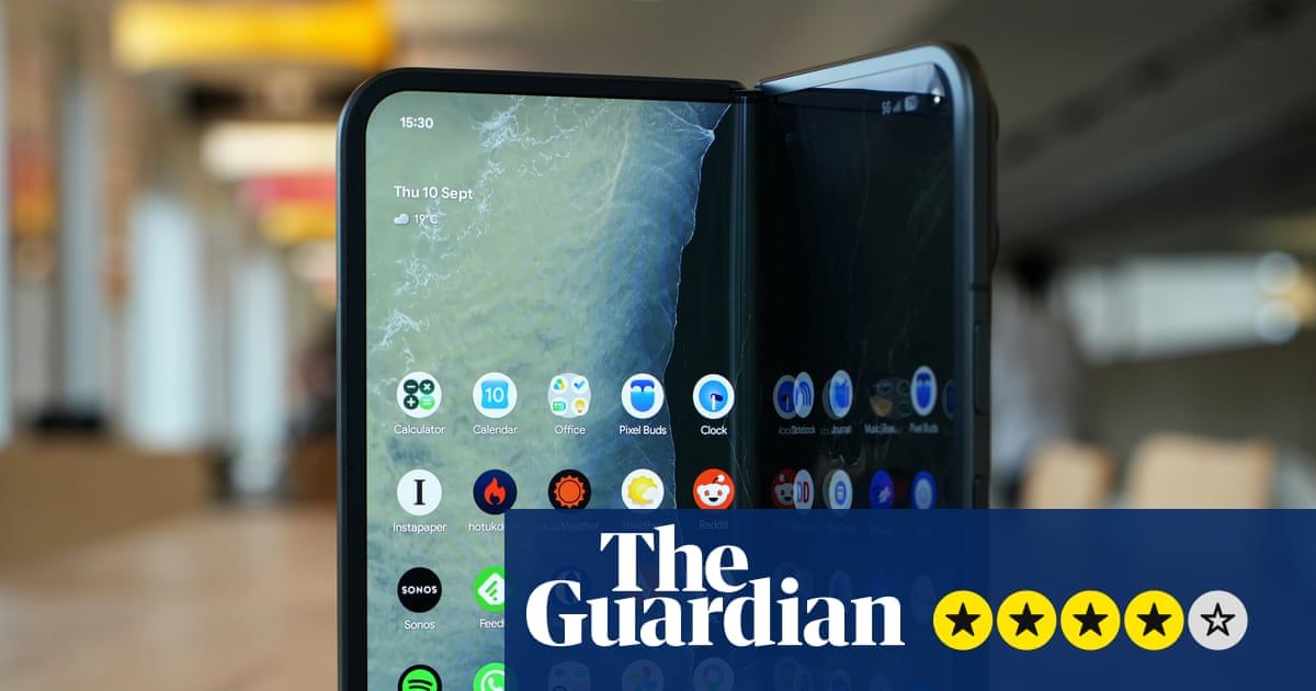 Pixel 11 Pro Fold review: the foldable with the best triple camera