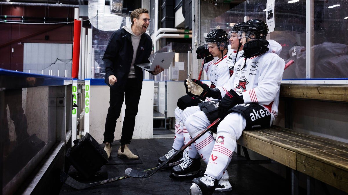 Redhawks nya hymn: ”Bättre än HV-låten”