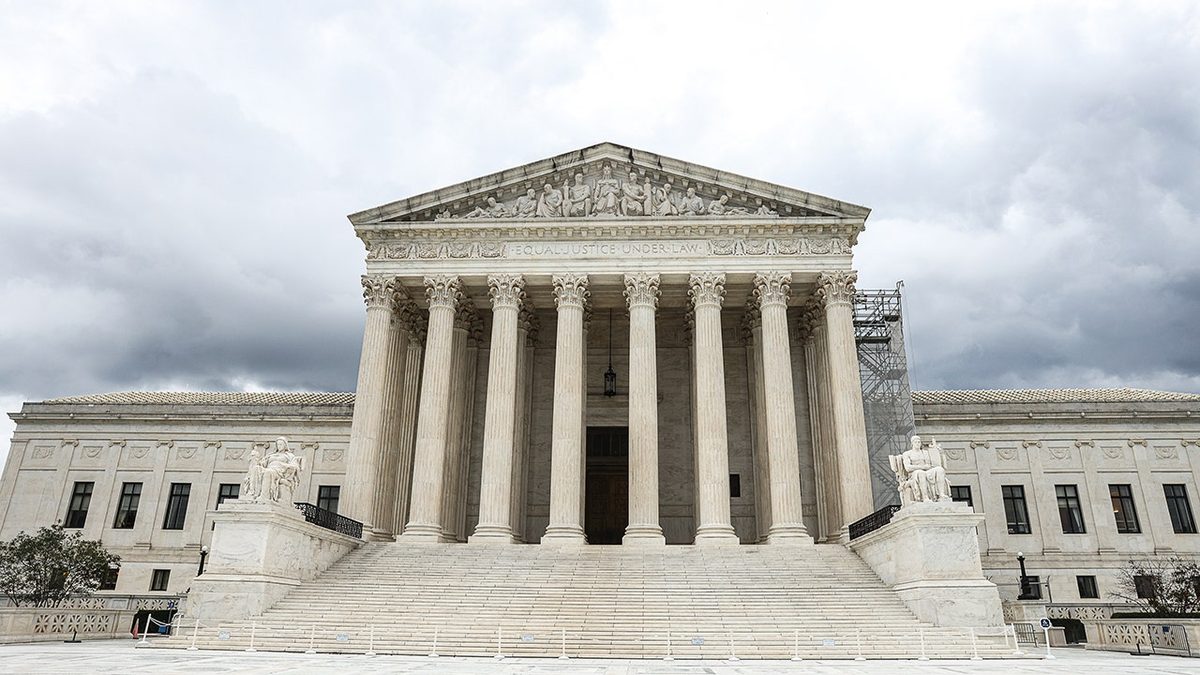 Supreme Court again blocks Missouri from using Trump-backed congressional maps