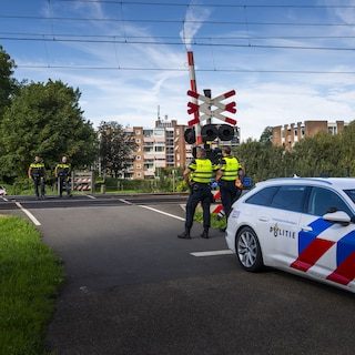 Treinverkeer hervat na grootschalige sabotages op Nederlandse spoor, minister-president Rob Jetten noemt acties ‘levens…