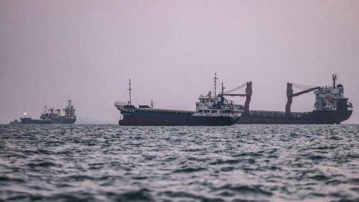Trump Says Countries Should Reimburse US For Strait Of Hormuz Help