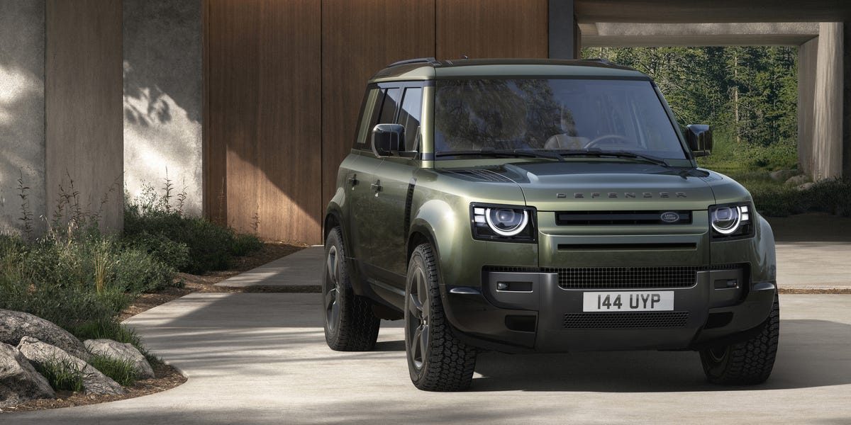 JLR-Stellantis Partnership Will Reportedly Result in a U.S.-Made Land Rover Defender Pickup