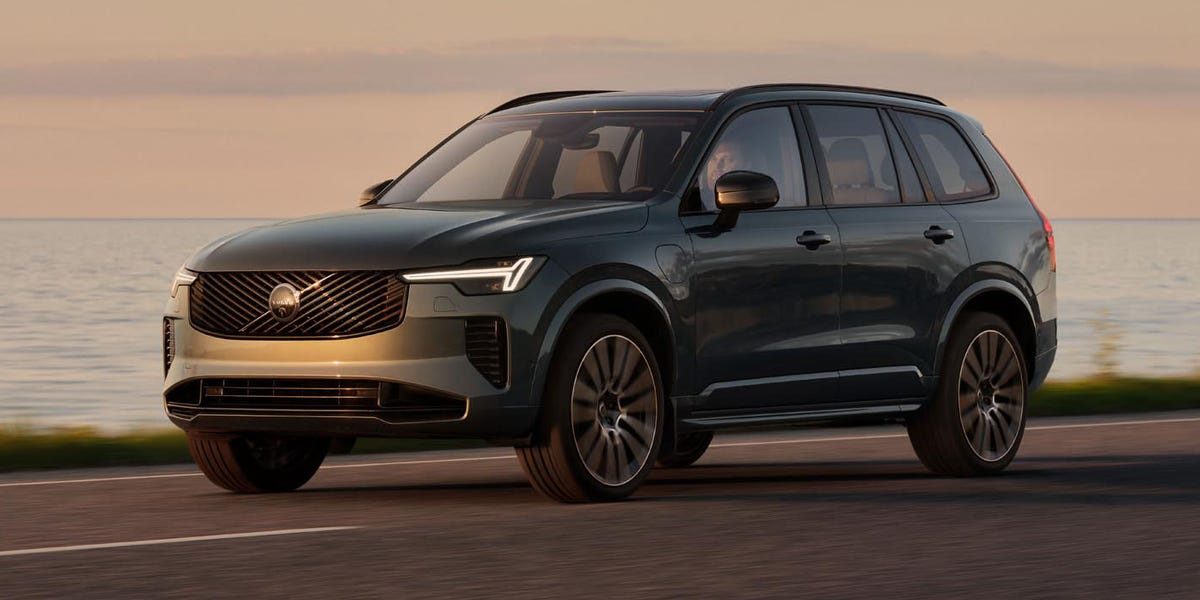 2028 Volvo XC90 Hybrid