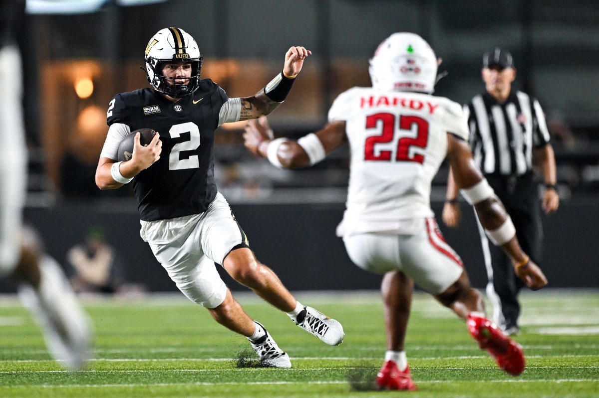 SEC Team Turns to True Freshman QB After Just 2 Games