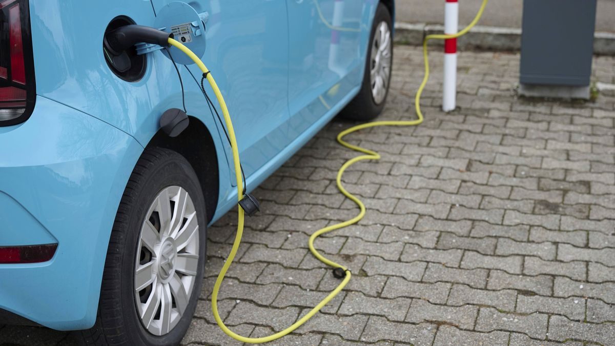 Elektroauto gebraucht kaufen: Spritpreis-Schock verknappt das Angebot günstiger Stromer
