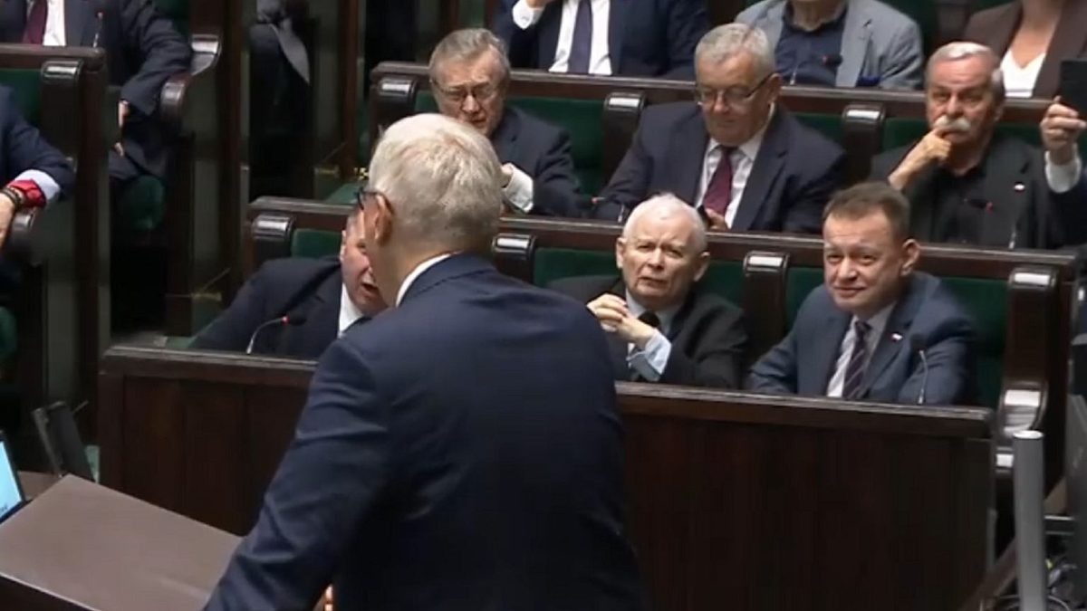 Komisja etyki ukarała Kaczyńskiego. Krzyczał do Giertycha: "spiep***j gówniarzu"