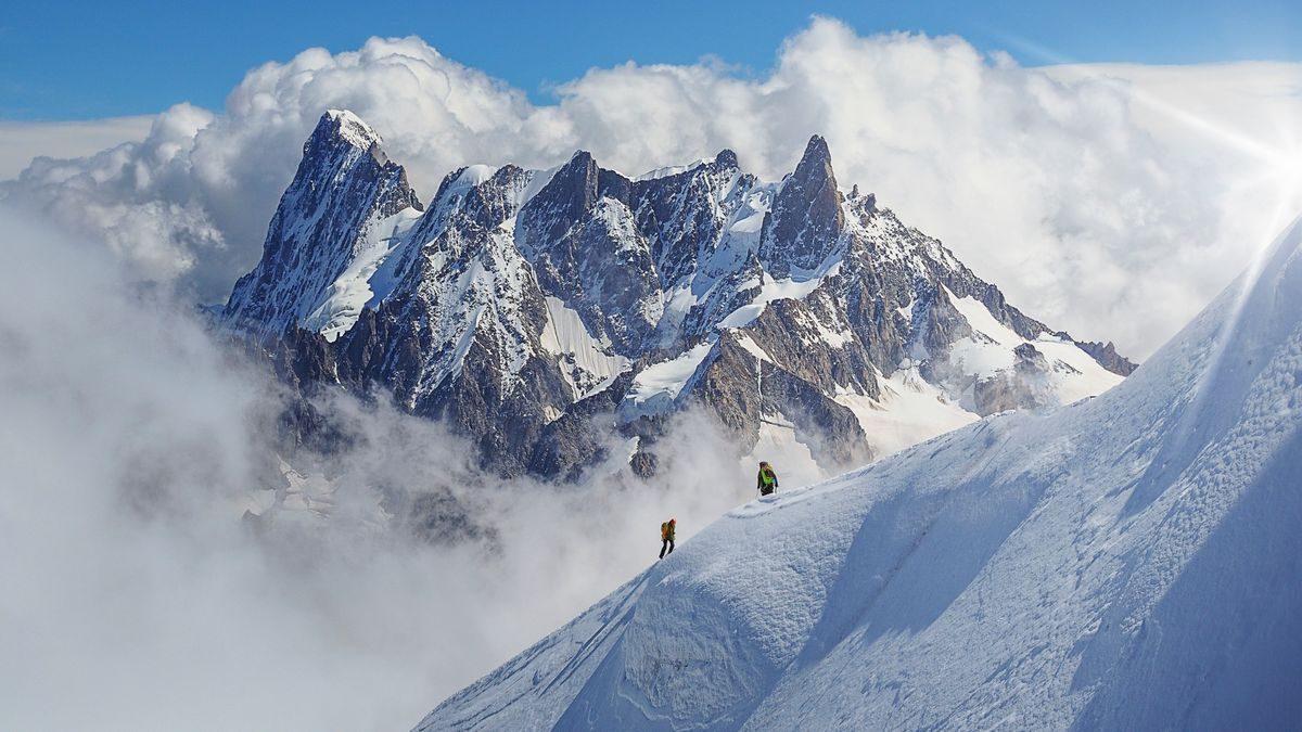 Mont Blanc: Neunjähriger besteigt mit seinem Vater höchsten Gipfel der Alpen