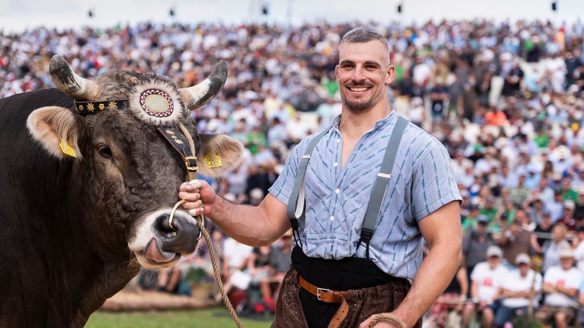 Schweiz: Kontroverse im Nationalsport Schwingen - Streit über den Stier