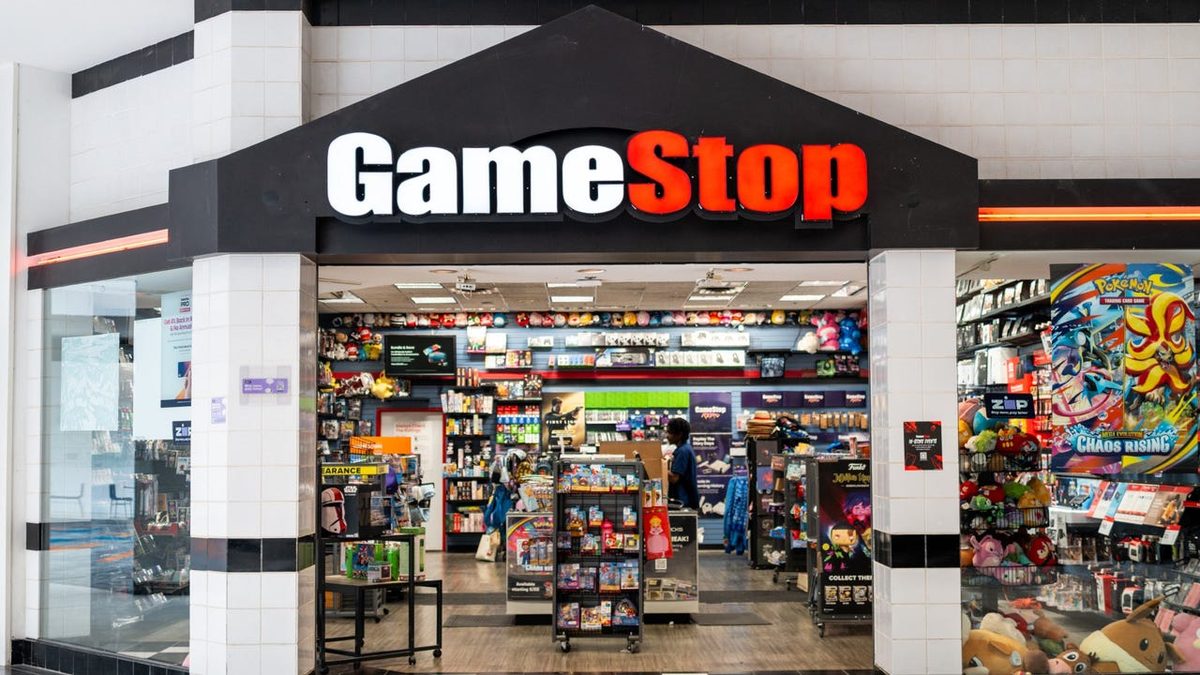 GameStop Is Re-Opening Stores That Previously Closed Down