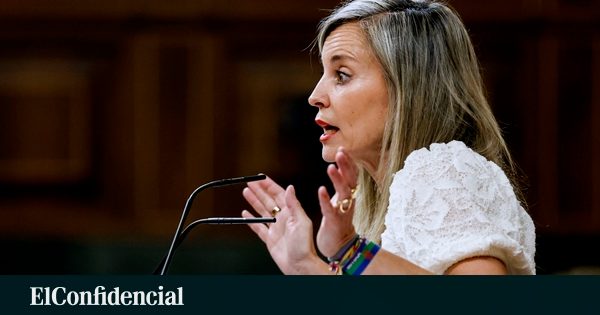 El PSOE se abstiene y tumba la ley de Sumar que prohíbe a los fondos comprar pisos
