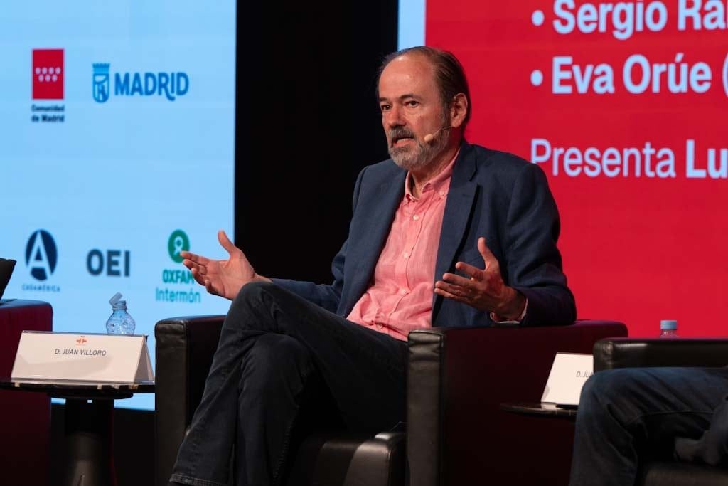 Juan Villoro y la lectura en tiempos de IA: “El informe PISA demuestra que la capacidad lectora ha disminuido significa…