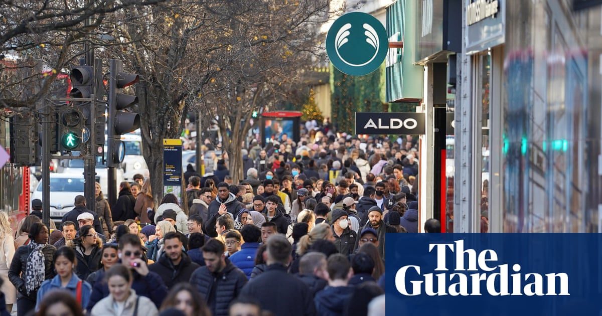 People from ethnic groups feel racial equality is worsening, UK study shows