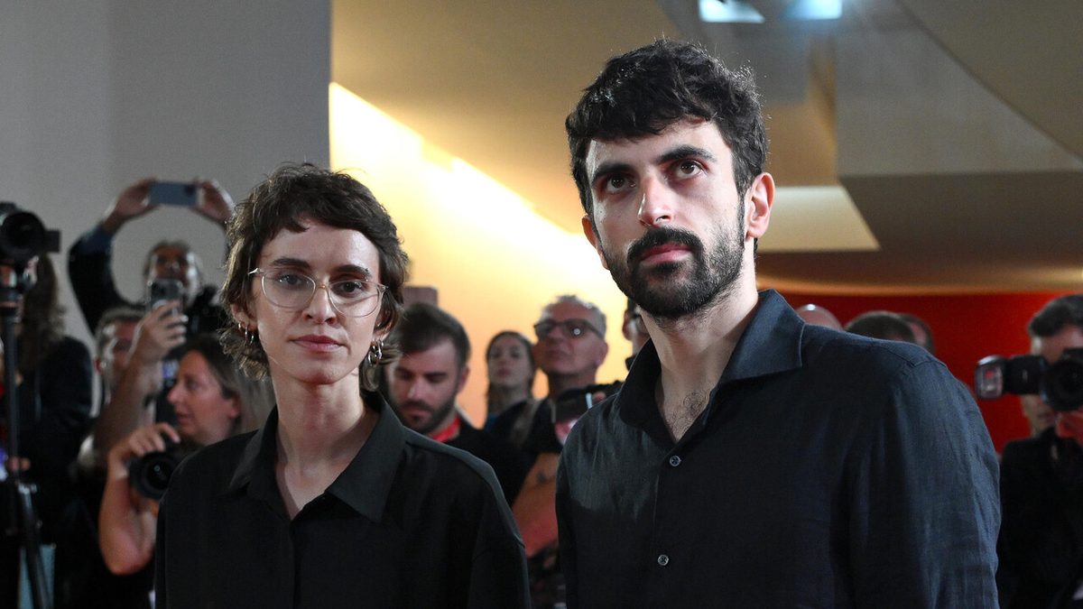Venezia, alla Mostra la Palestina di Naza e lo Scherzetto di Martone con Servillo