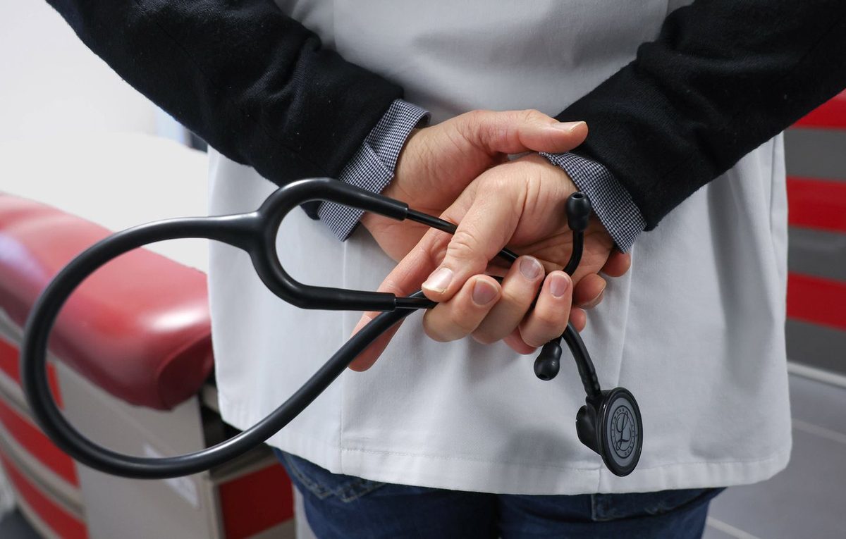 « C’est la chasse aux sorcières »… Vent de révolte après les soupçons de triche au concours de médecine