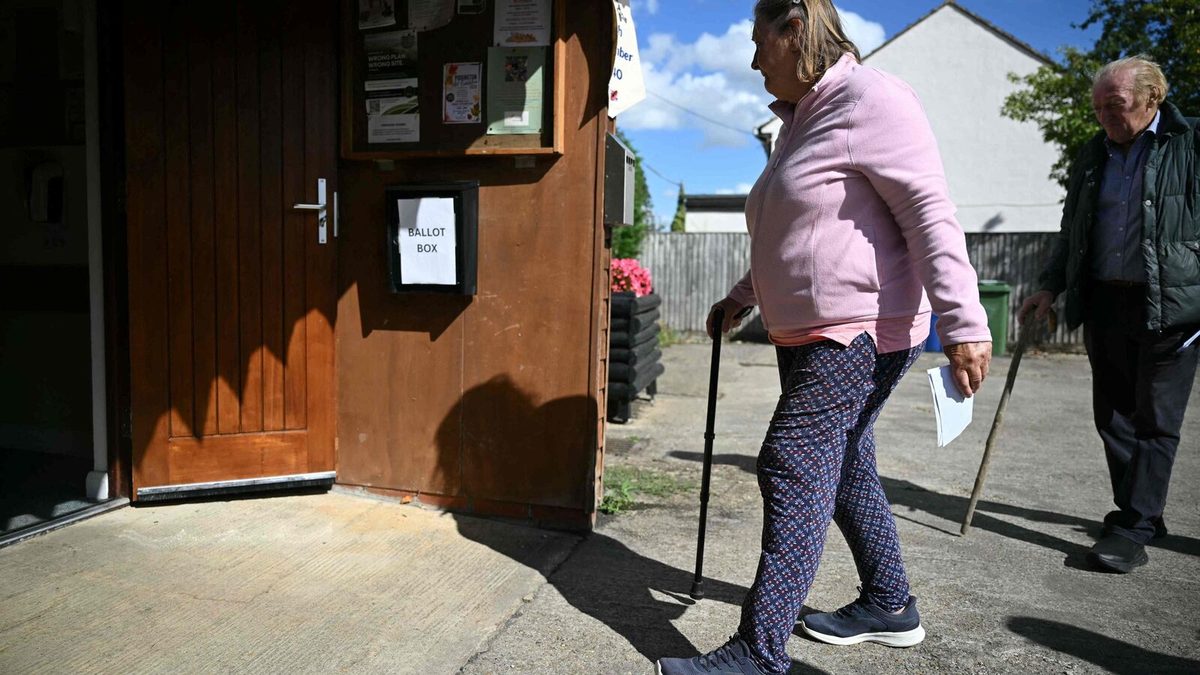 « Une prise de contrôle de notre village » : au Royaume-Uni, 350 habitants veulent faire sécession plutôt que d’accueil…