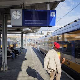 Nog een staaf verwijderd van het spoor, treinverkeer weer hervat