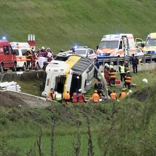 Doden bij busongeluk met Nederlands reisgezelschap in Zwitserland