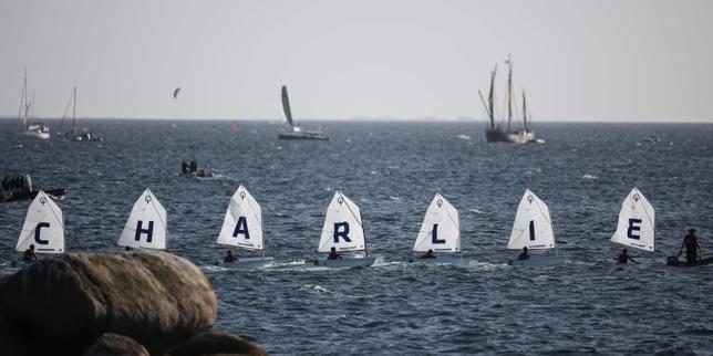 A Concarneau, le monde de la voile rend hommage au navigateur Charlie Dalin