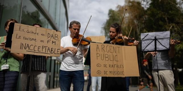 La direction de Radio France maintient Charles Sapin sur France Inter, les syndicats déposent un nouveau préavis de grè…