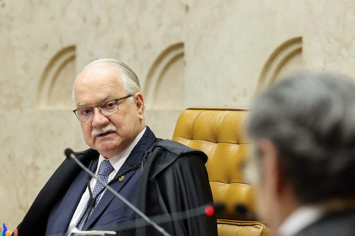 'Fachin fatalmente terá que tomar uma nova postura' sobre julgamento do dia 23, diz jurista