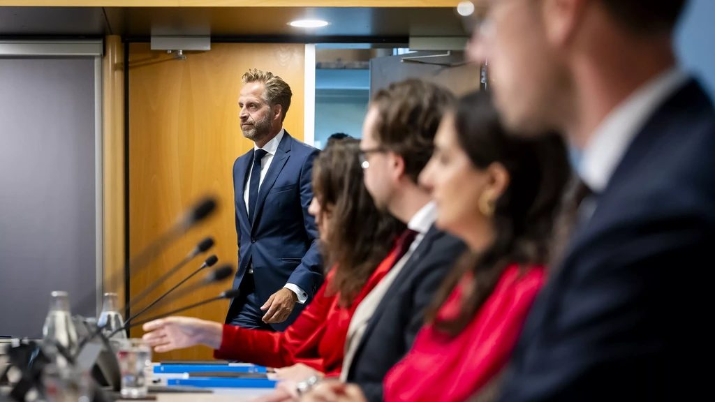 Coronaverhoren na 150 uur voorbij, nu moet de commissie lessen trekken