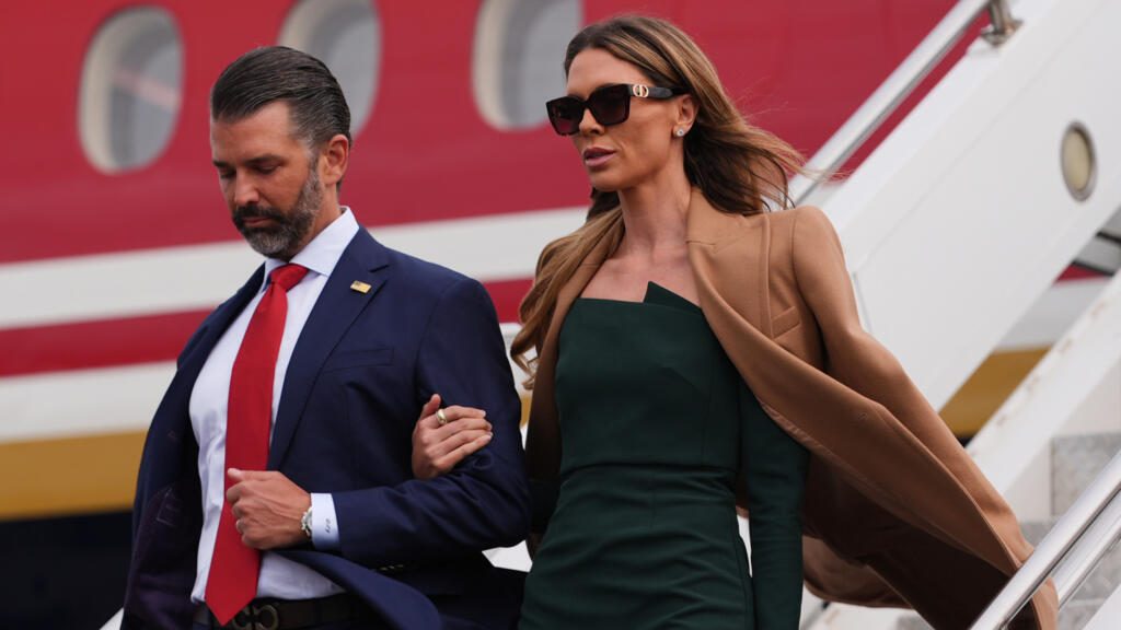 Le fils de Trump confirme qu'un homme d'affaires russe a financé une partie des festivités liées à son mariage