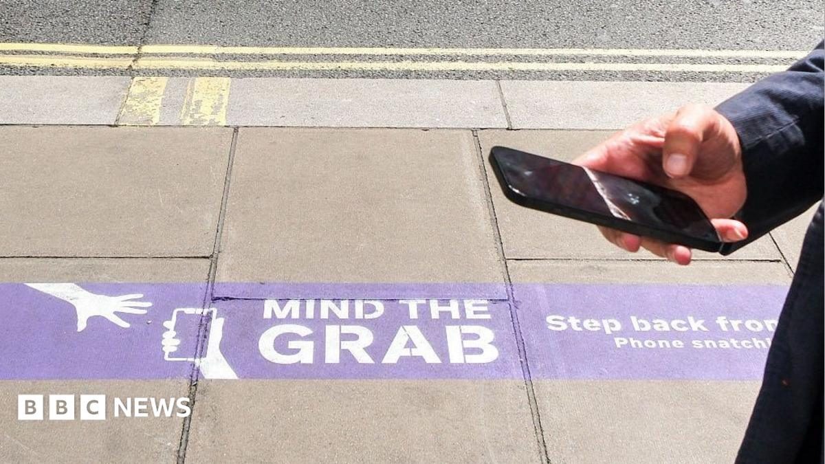 Ministers could force phone companies to add 'anti-theft protections'