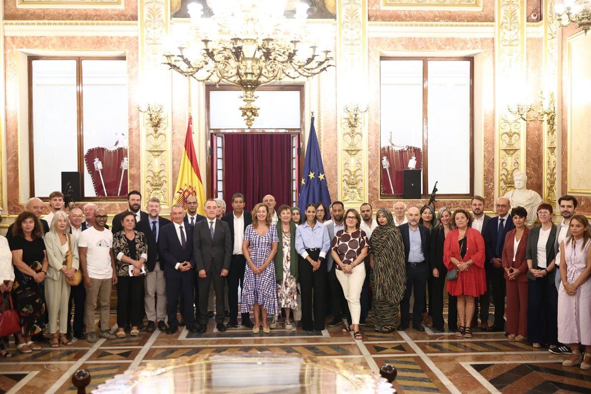 El Congreso aprueba la ley para nacionalizar saharauis con la abstención del PP y el rechazo de Vox