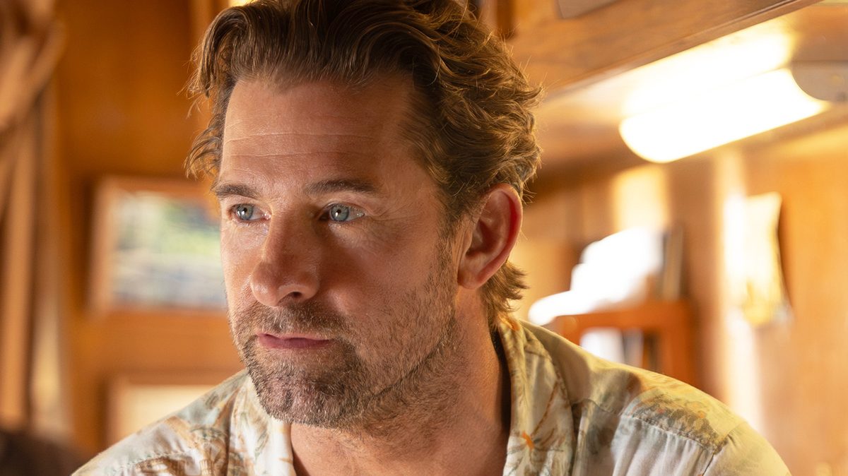 R.J. Decker Season 2 Premiere: Scott Speedman Breaks Down R.J. And Emi's 'Weird' Reunion, The Return Of An Old Flame, A…