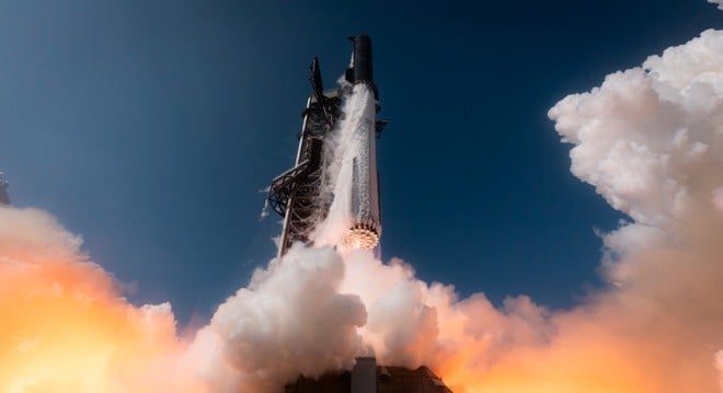 Starship pronta per il test orbitale: SpaceX annuncia la data