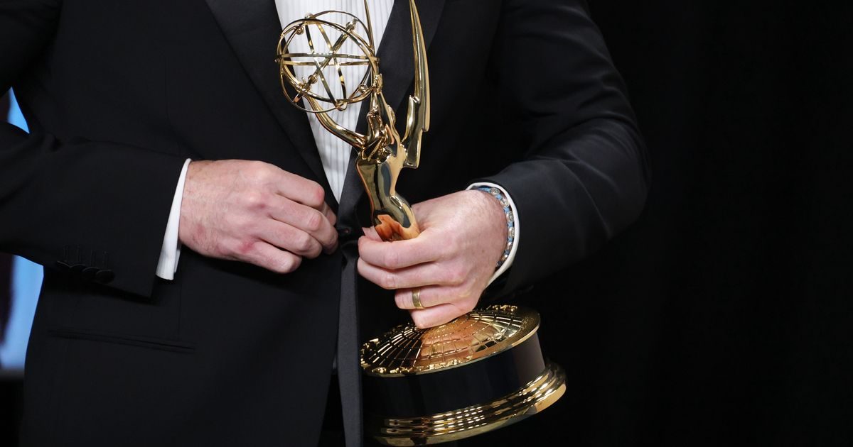 Amazon Volunteers to Give Awards to Apple TV Now
